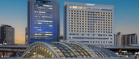 施設の正面