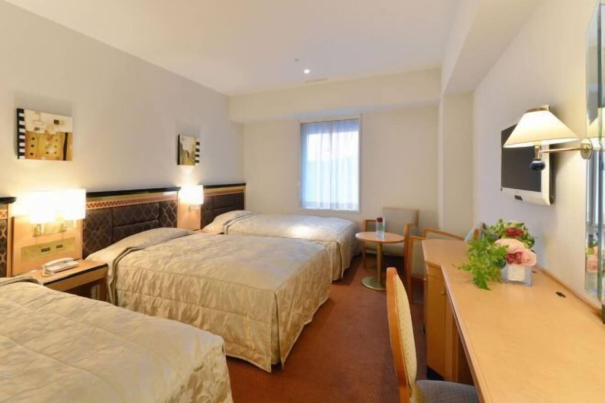 In-room safe, individually furnished, desk, blackout curtains