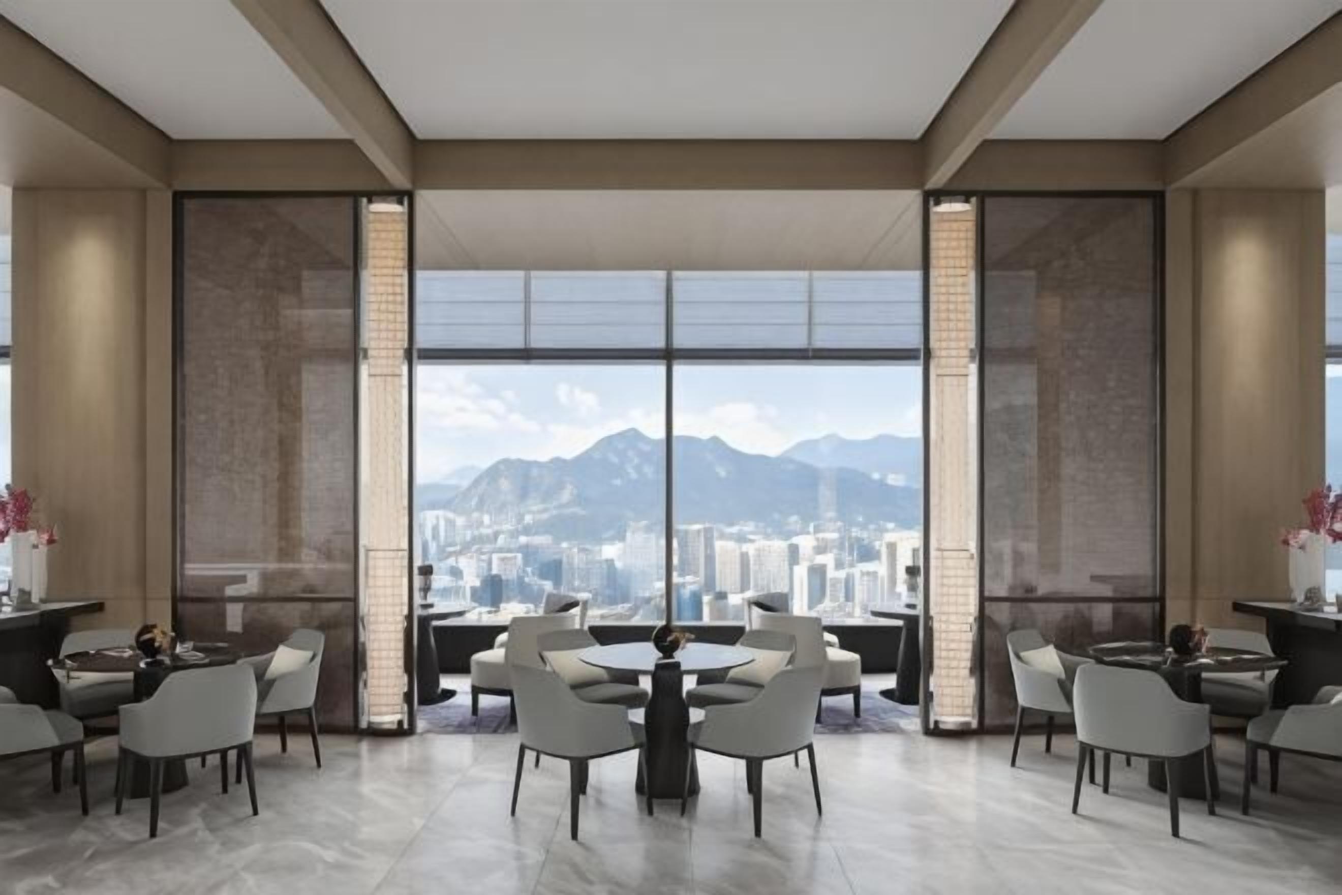 2 restaurants, breakfast, lunch, dinner served; Chinese cuisine 