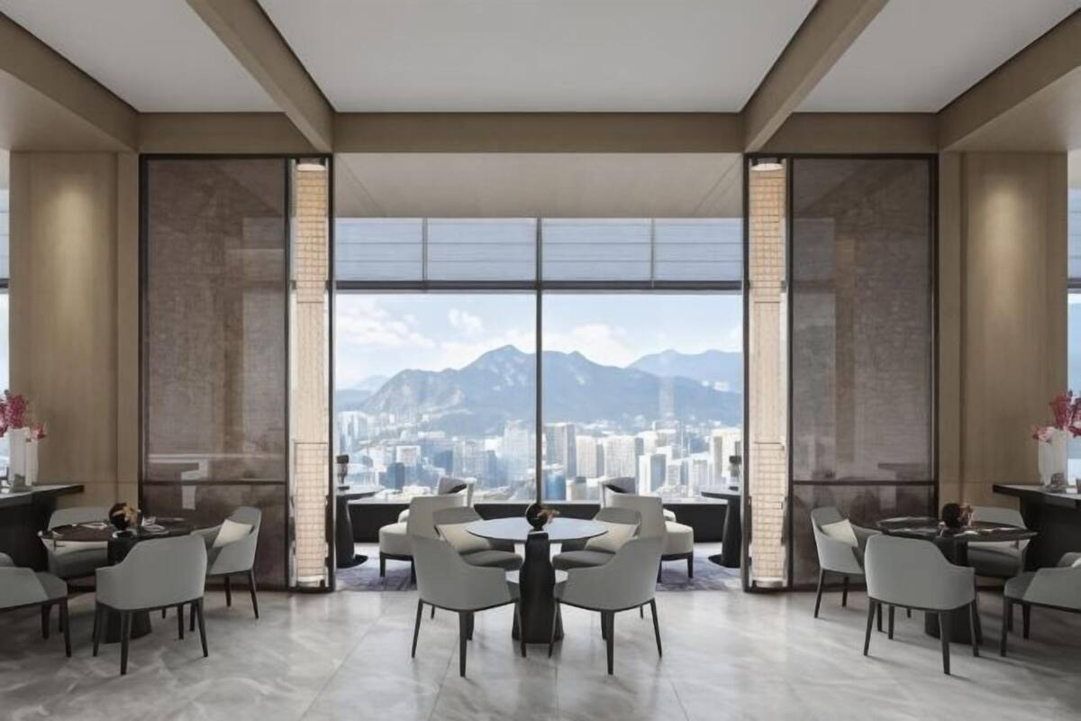 2 restaurants, breakfast, lunch, dinner served; Chinese cuisine