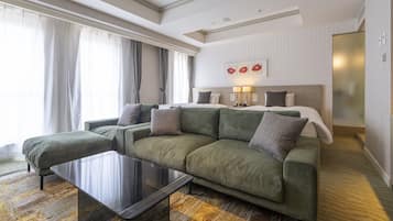 Kamar Eksekutif, Bebas Asap Rokok (Junior suite,Castle View,) | Brankas dan didekorasi berbeda-beda