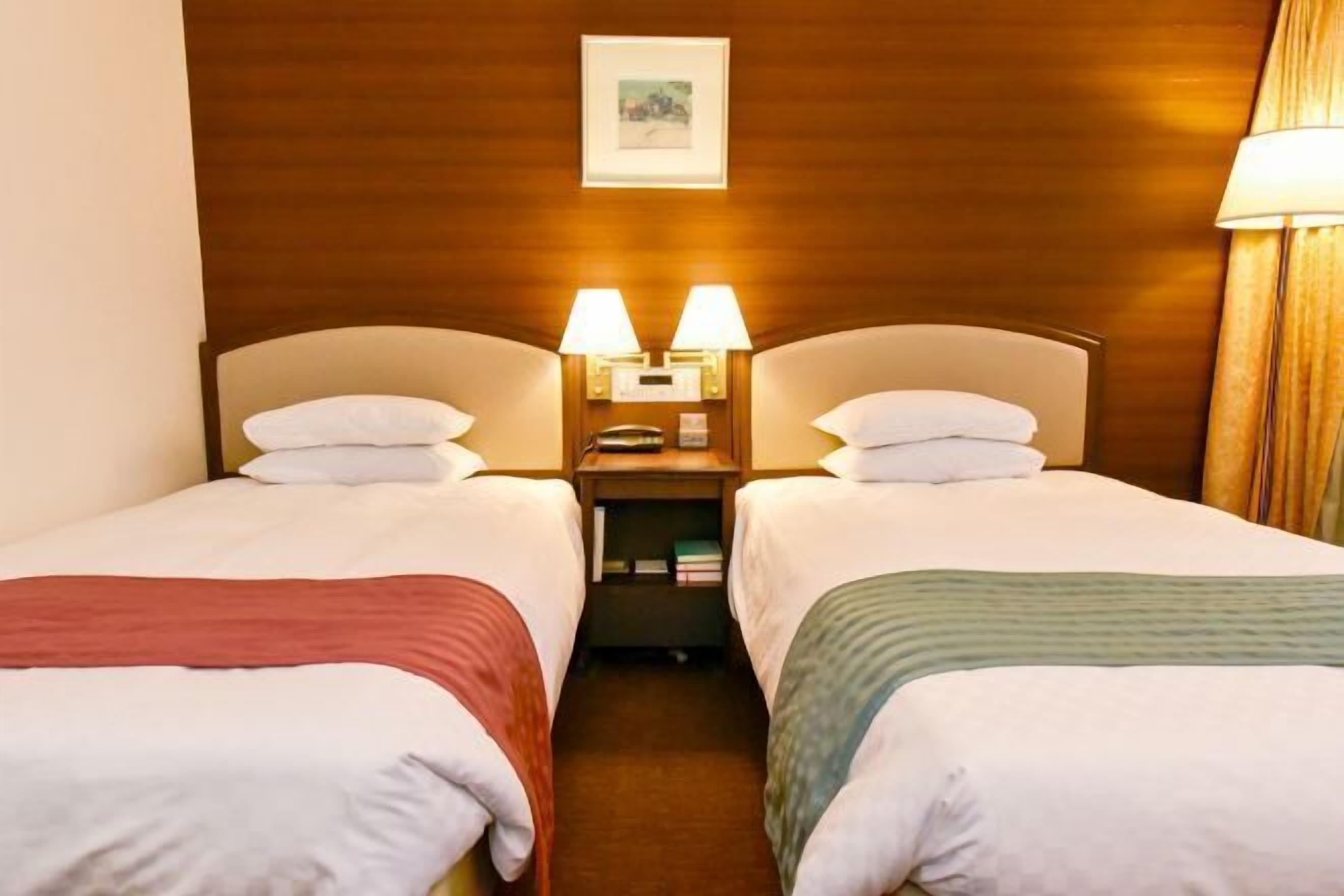 In-room safe, individually decorated, individually furnished, desk