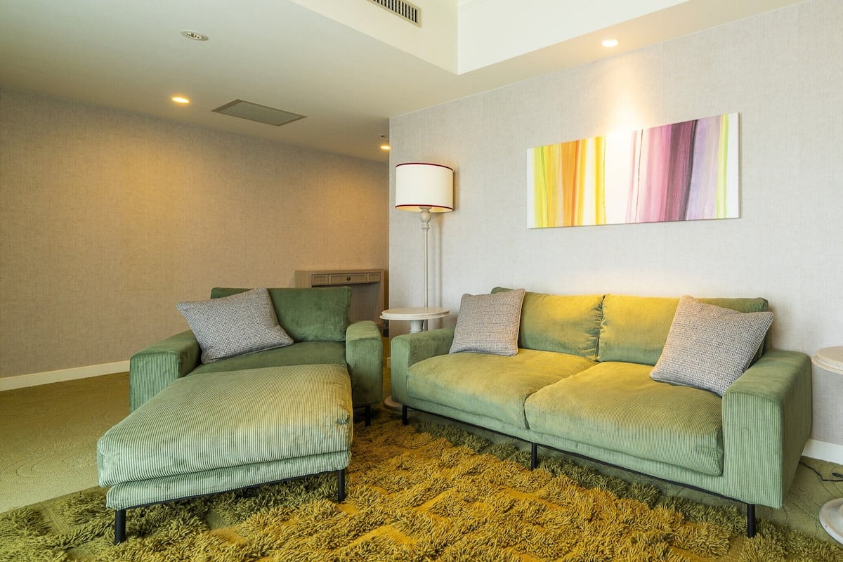 Quarto executivo, para não fumantes (Suite, Castle view) | Cofres nos quartos, individualmente decorados