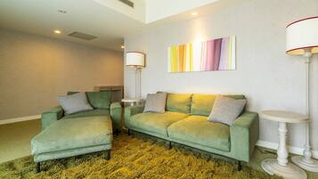 Kamar Eksekutif, Bebas Asap Rokok (Suite, Castle view) | Brankas dan didekorasi berbeda-beda