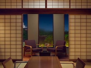 Habitación tradicional con 2 camas individuales (Japanese western, SP, Castle View,) | Vista desde la habitación