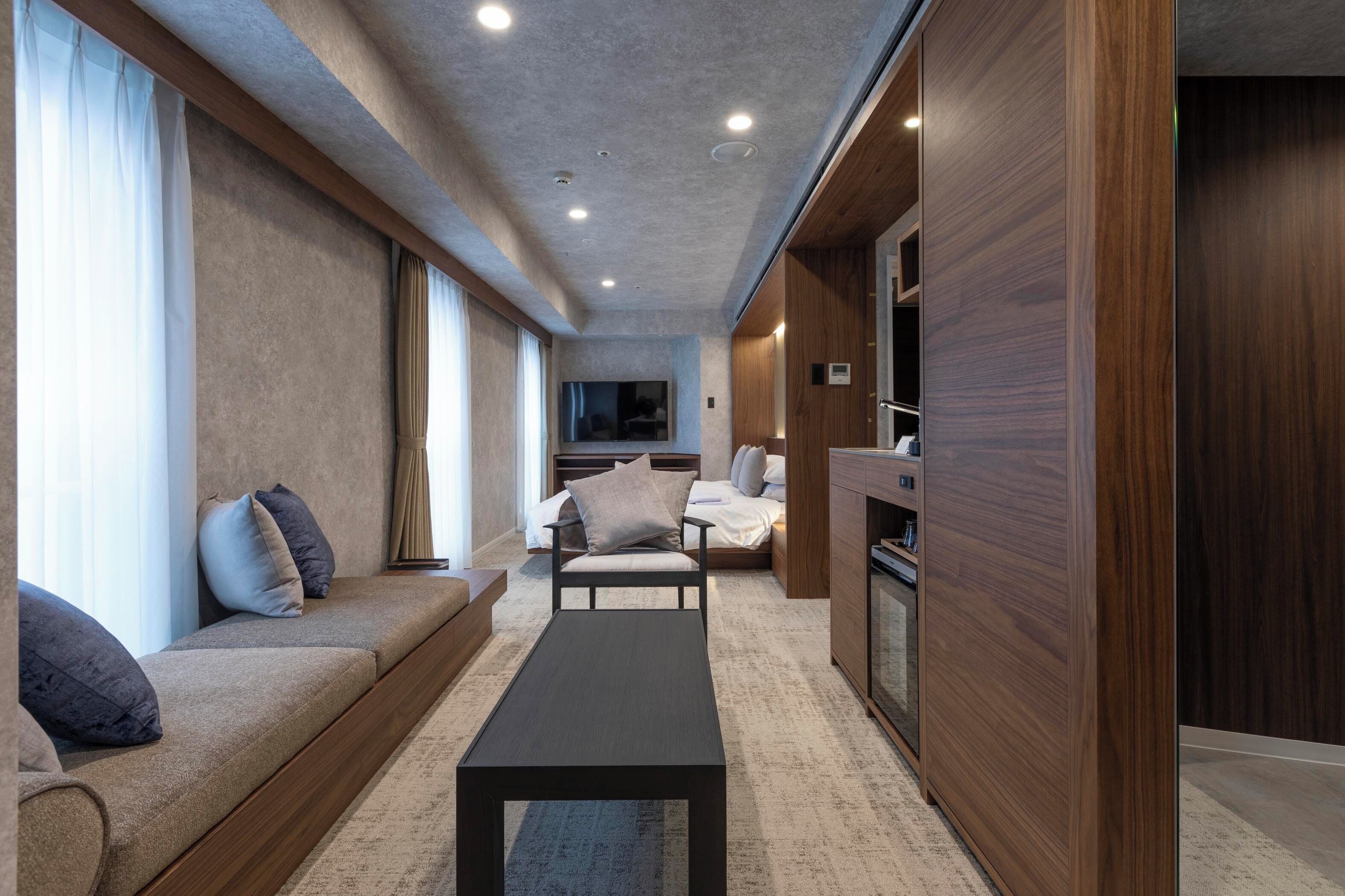 in-room safe, individually decorated, individually furnished, desk