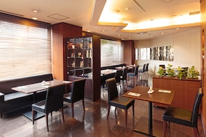 Restaurant - Alpico Plaza Hotel (Matsumoto)