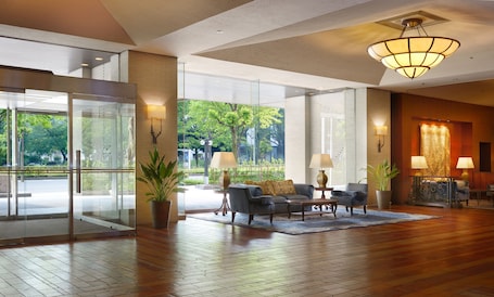 Lobby. Nagoya Kanko Hotel