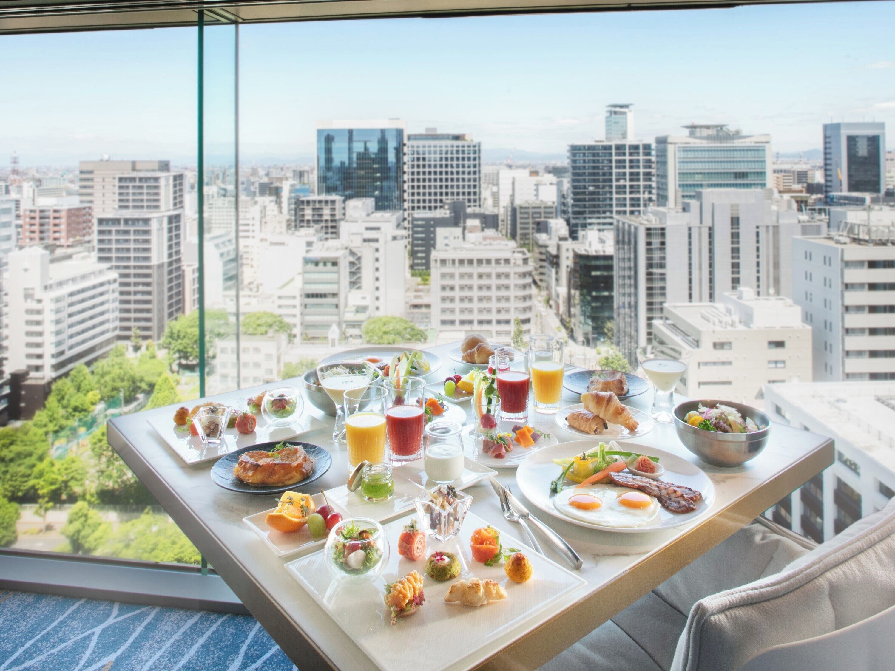 5 restaurants, breakfast, lunch, dinner served; japanese cuisine