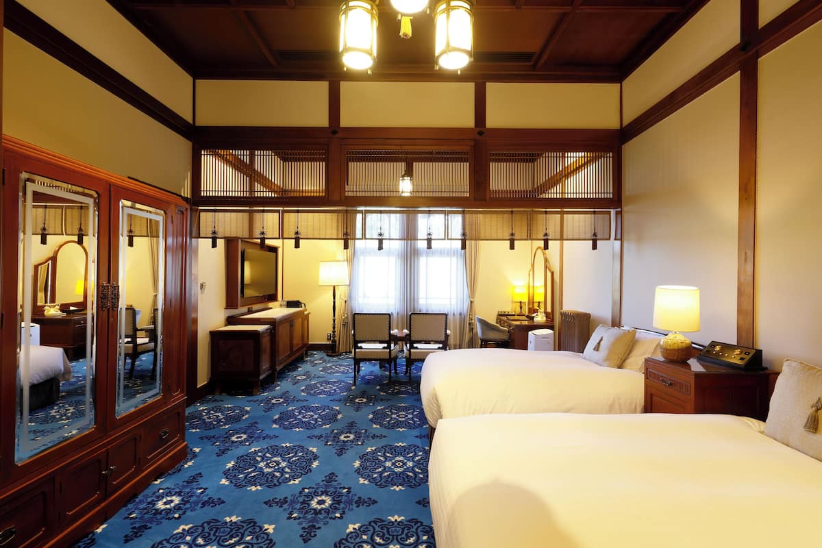 Literie de qualité supérieure, couette en duvet d'oie, bureau