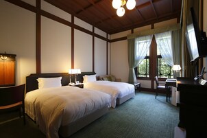 Garden Deluxe Twin, Non Smoking | 1 bedroom, premium bedding, down comforters, minibar