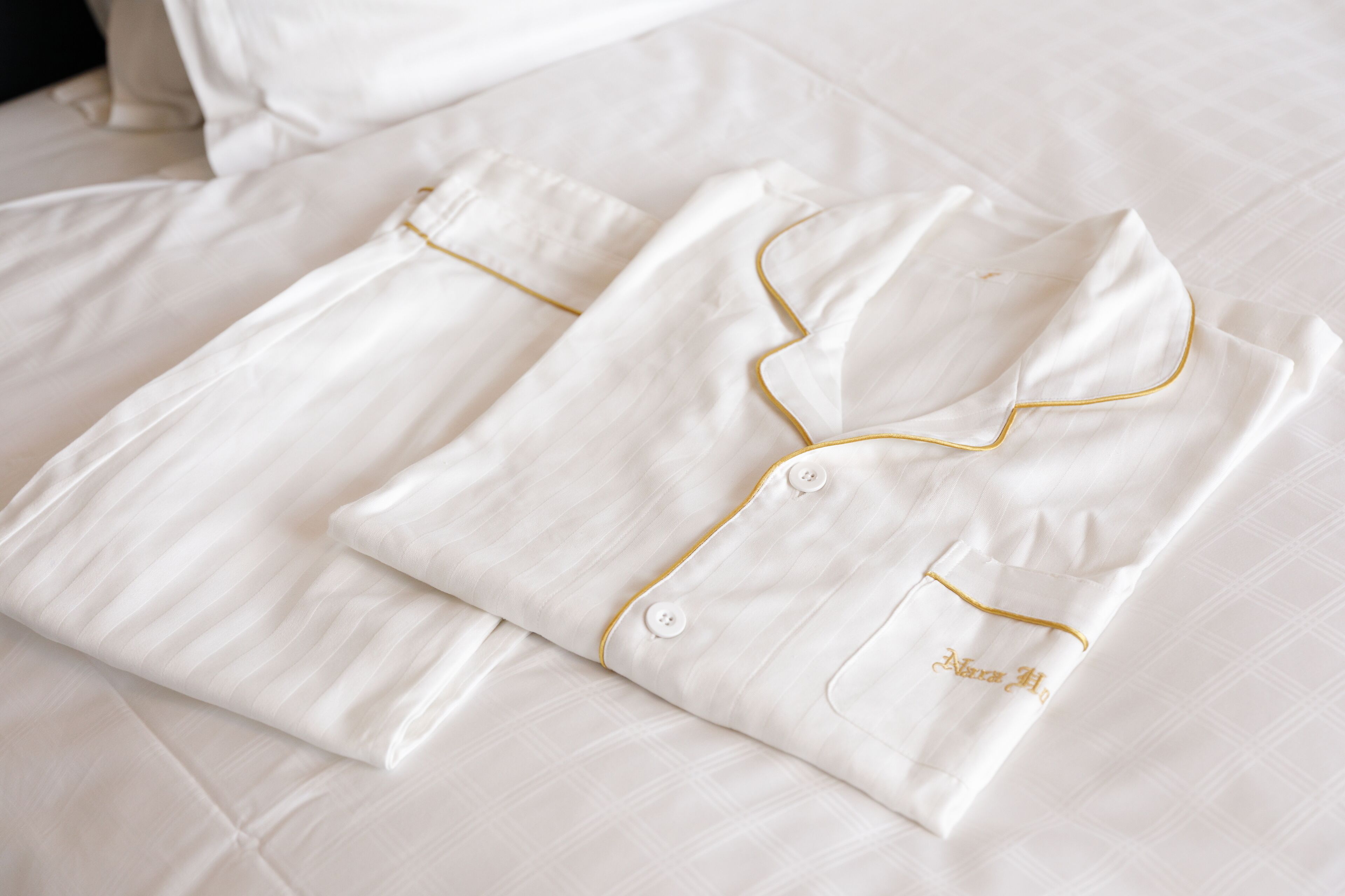 1 bedroom, premium bedding, down duvets, minibar