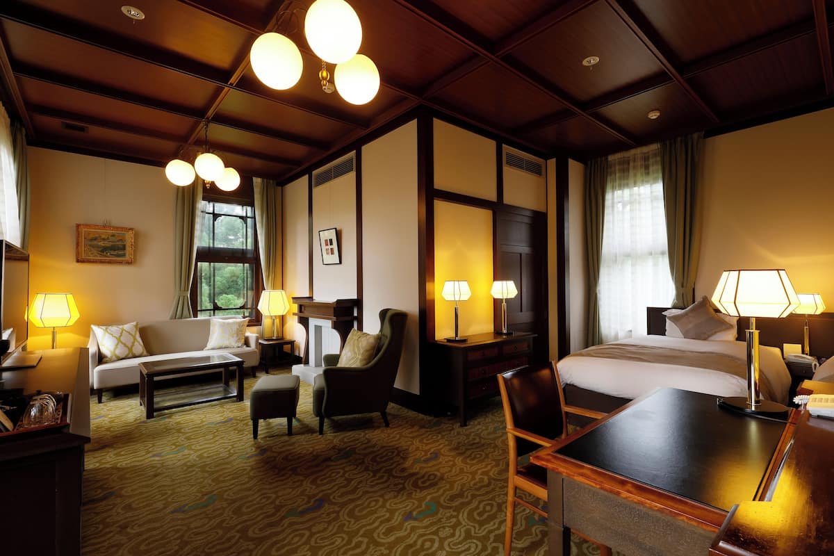 Literie de qualité supérieure, couette en duvet d'oie, bureau