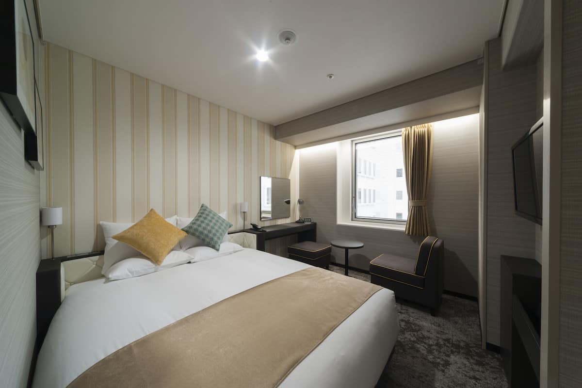 1 chambre, literie de qualité supérieure, couette en duvet d'oie