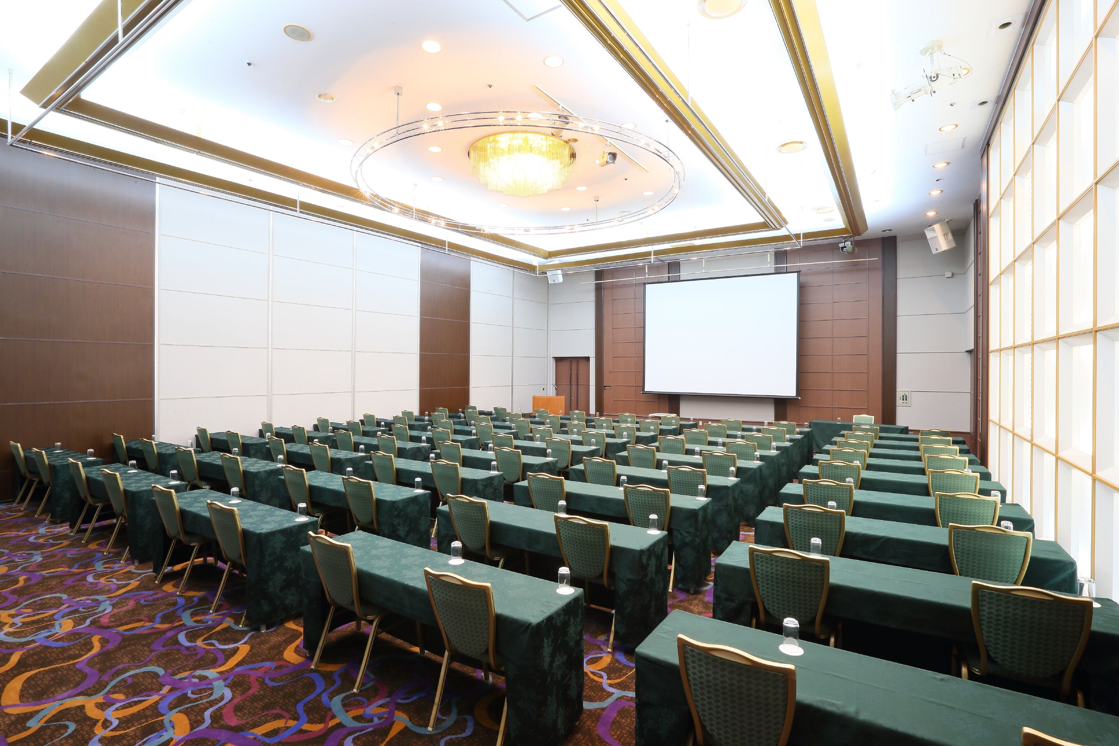 Foto - Shin Osaka Esaka Tokyu REI Hotel