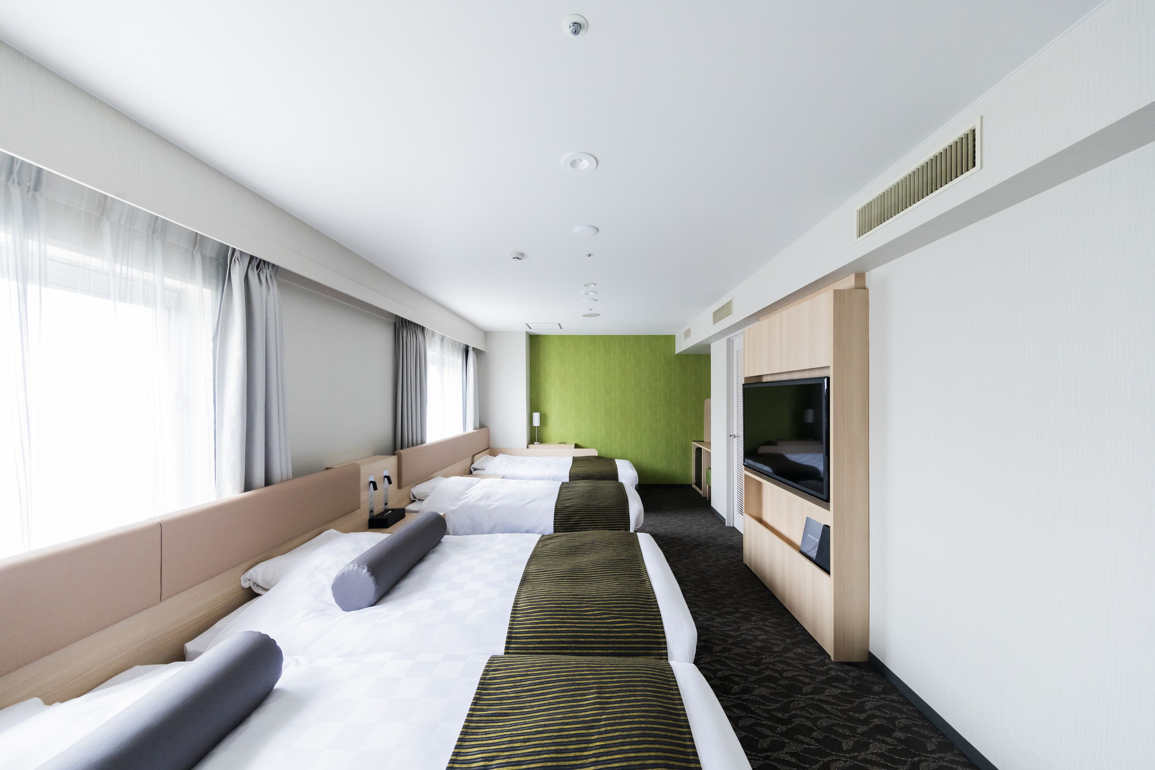 1 bedroom, premium bedding, down duvets, in-room safe