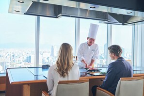 6 restaurants, breakfast, lunch, dinner served; French cuisine  - Imperial Hotel Osaka (Osaka)