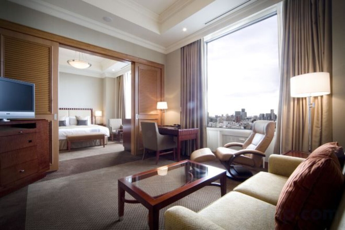 Down comforters, minibar, in-room safe, desk