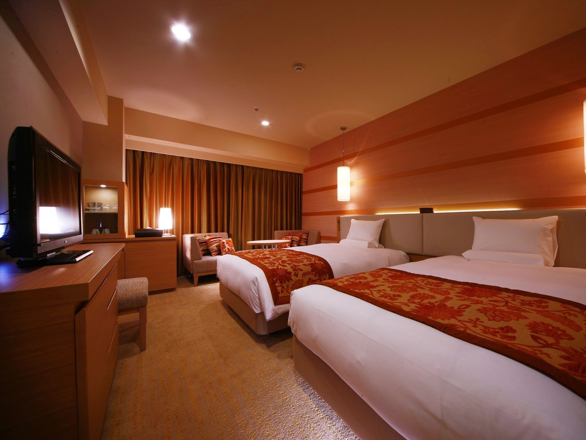 concept twin room, non smoking | premium bedding, down duvets, in-room safe, desk