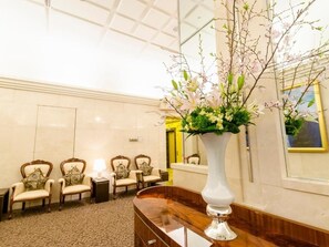 Interior - Ginza Creston (Tokyo)