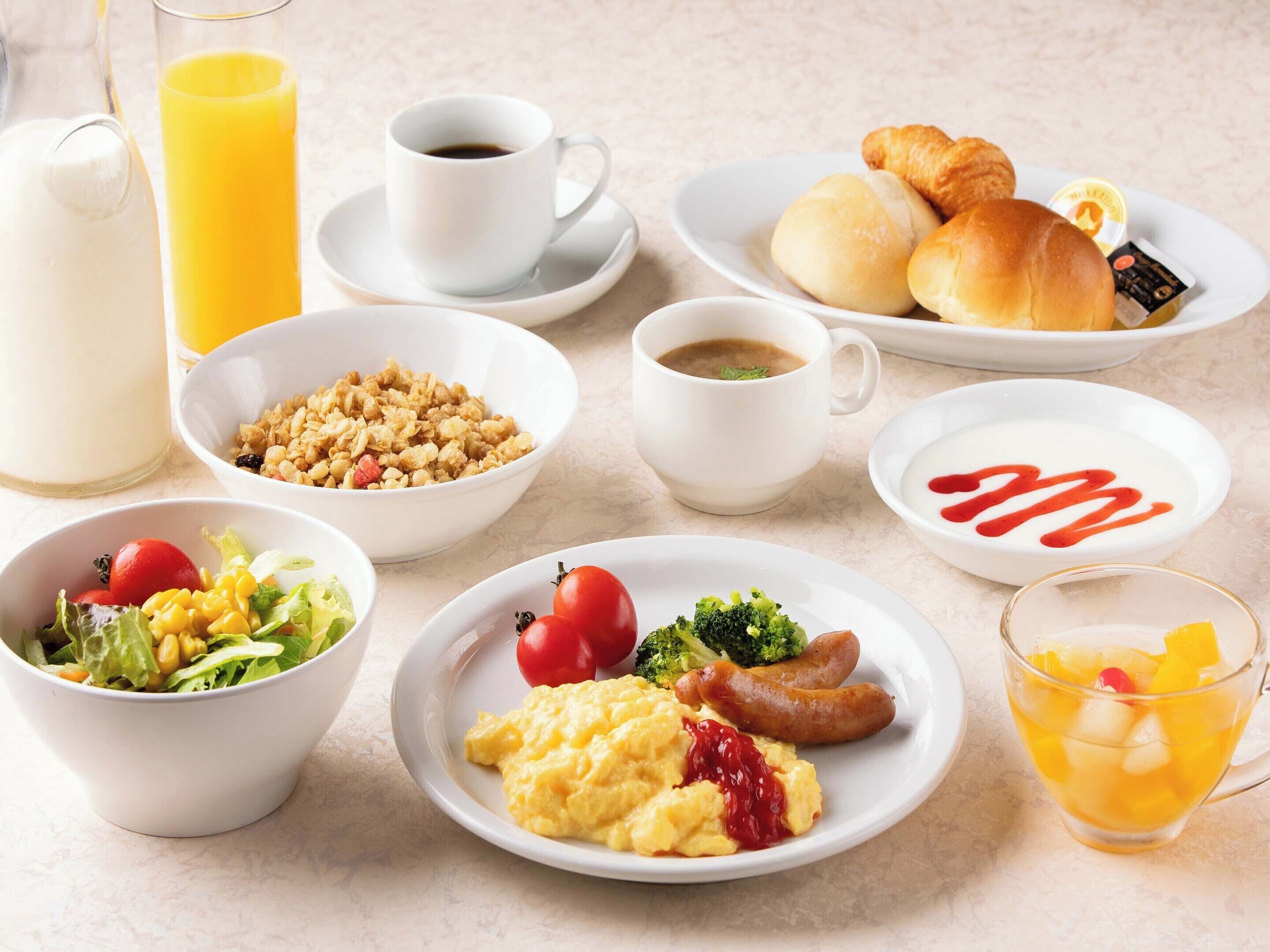 daily full breakfast (jpy 2200 per person)