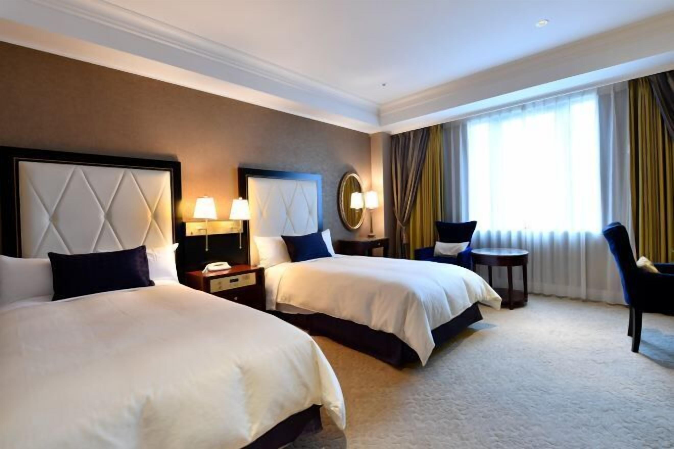 Egyptian cotton sheets, premium bedding, down duvets, minibar