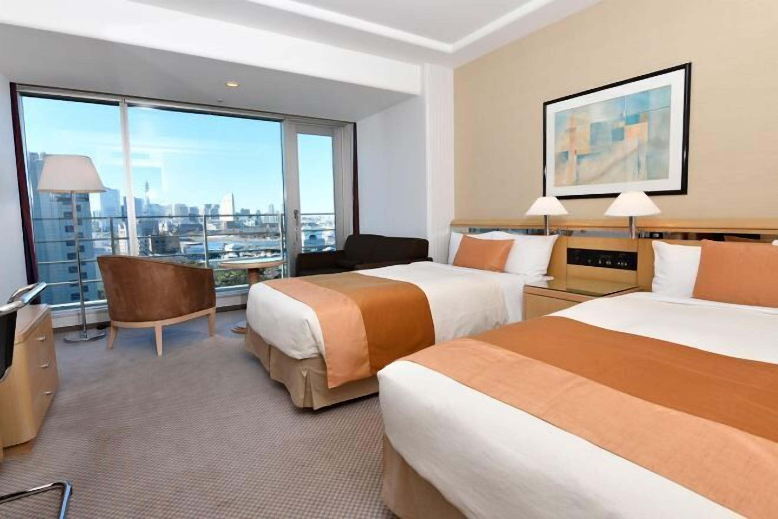 Egyptian cotton sheets, premium bedding, down comforters, minibar
