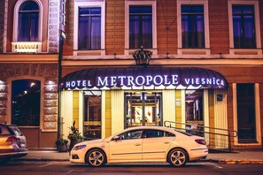 Front of property - evening/night