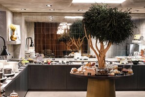 Daily buffet breakfast for a fee - Radisson Collection Astorija Hotel, Vilnius (Vilnius)