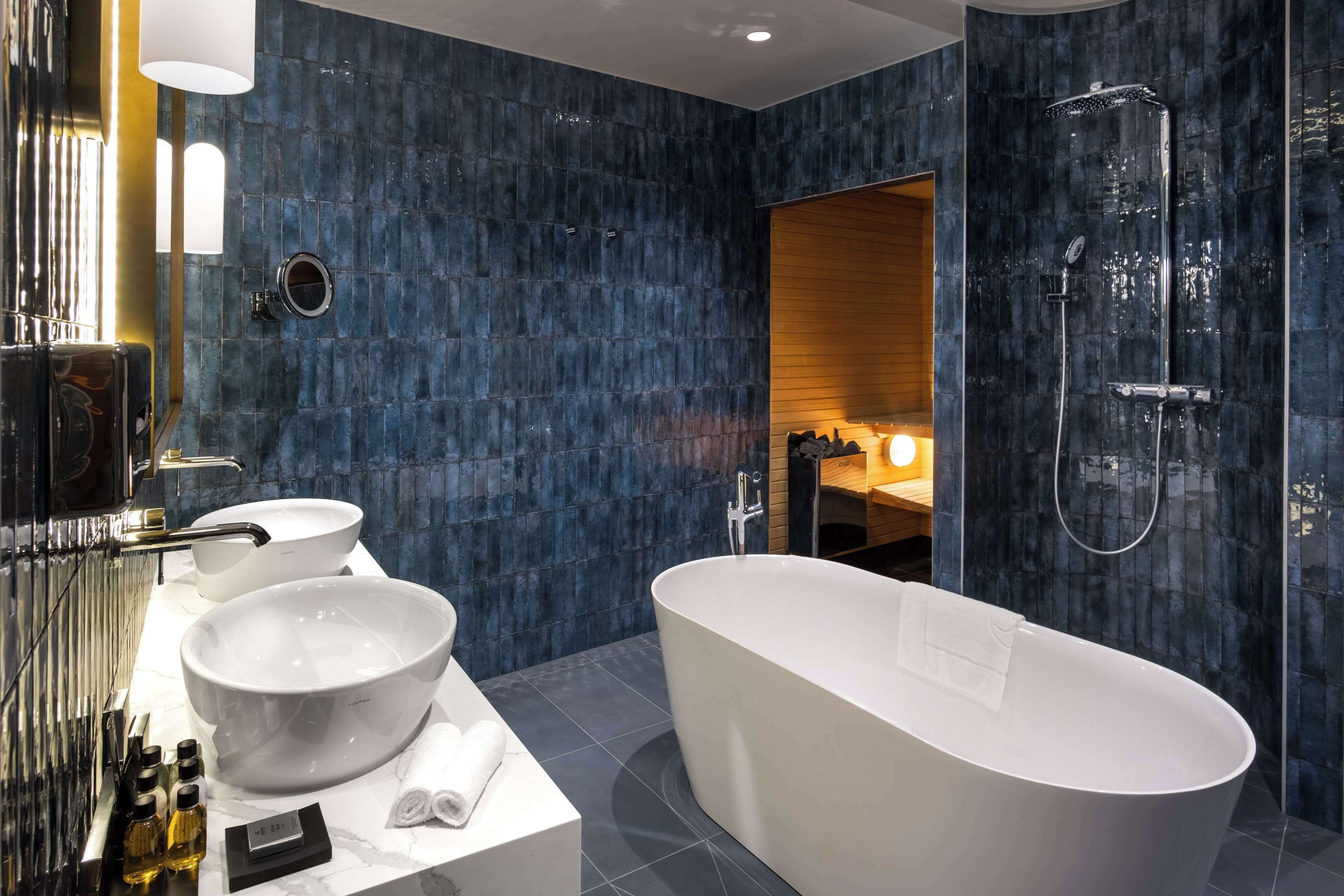 suite, balcony (astorija, old town view) | bathroom | combined shower/bathtub, free toiletries, hair dryer, slippers