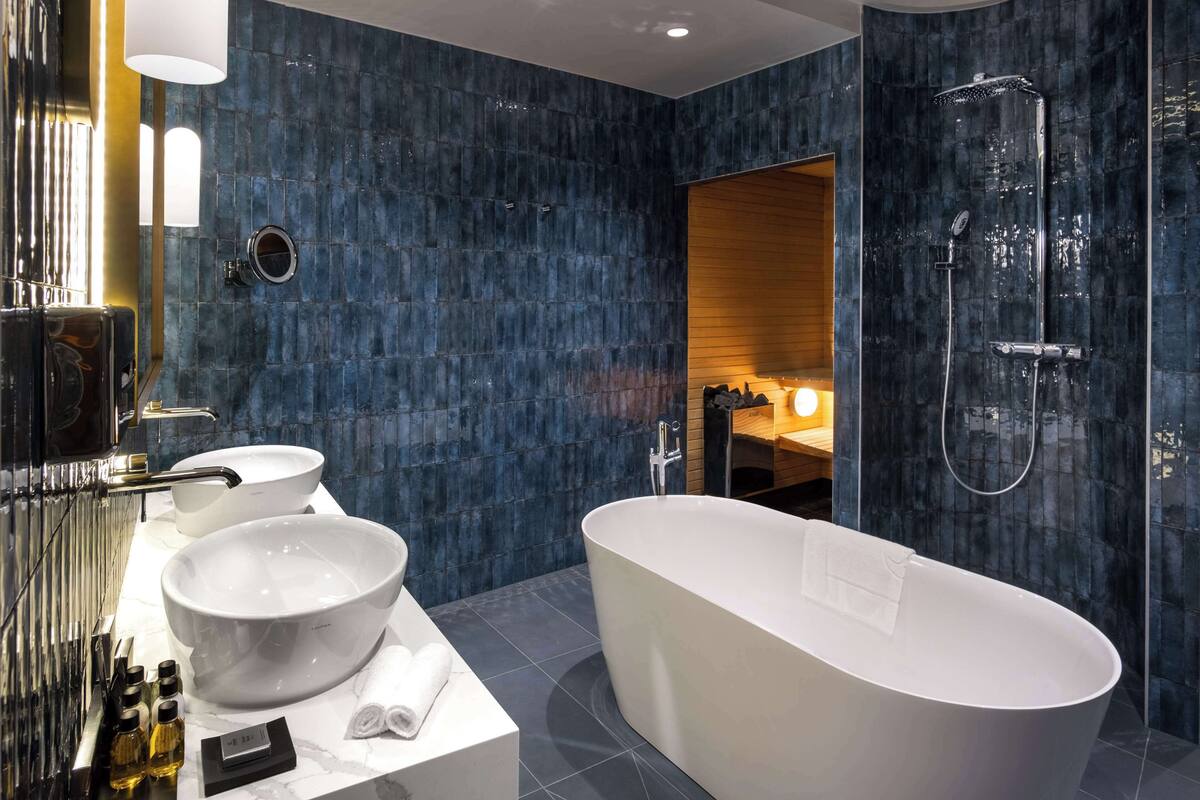 suite, balcony (astorija, old town view) | bathroom | combined shower/bathtub, free toiletries, hair dryer, slippers