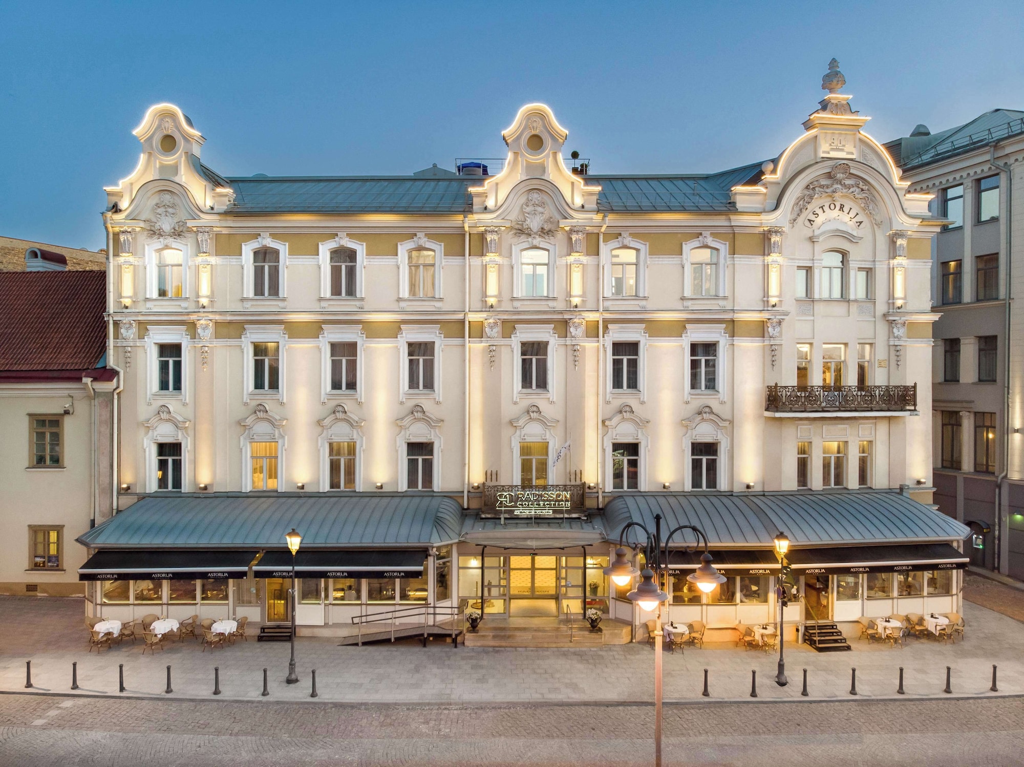 5 Star Hotels