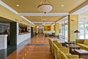 Lobby lounge