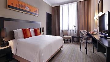 Kamar Double Eksekutif, 1 Tempat Tidur Double | Seprai premium, bantalan ekstra lembut, minibar, dan brankas