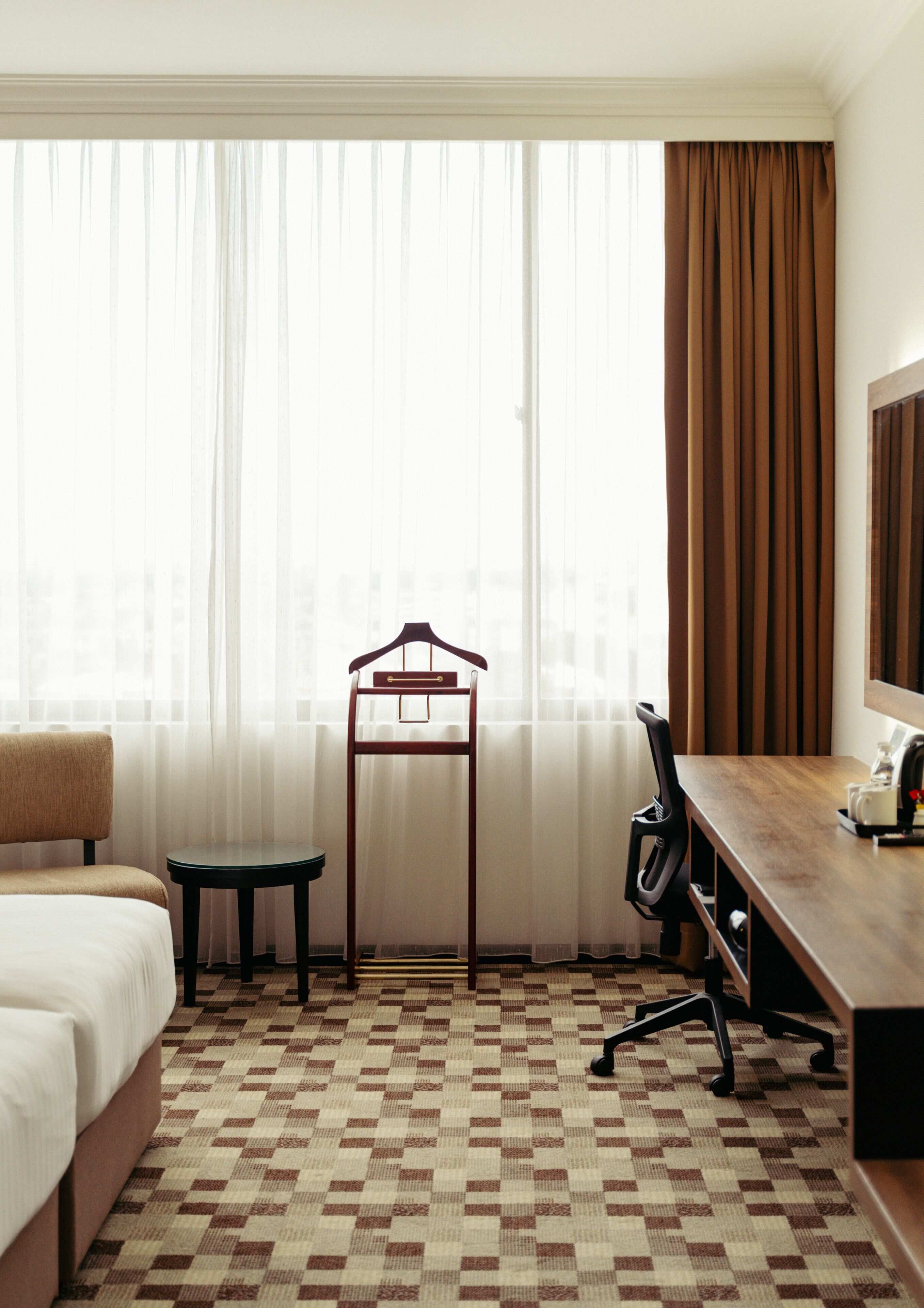 Premier tweepersoonskamer, 1 kingsize bed | Luxe beddengoed, pillowtop-bedden, een minibar, een kluis op de kamer