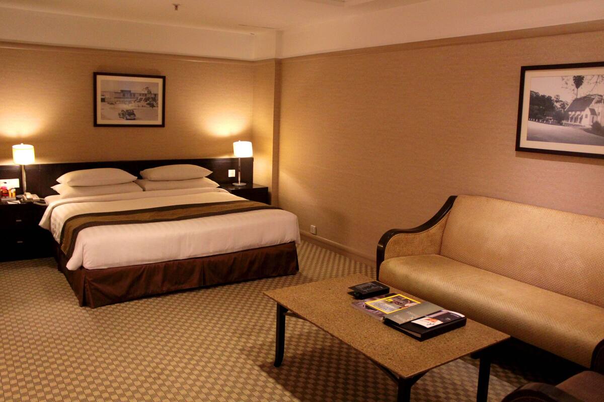 In-room safe, iron/ironing board, cribs (free), WiFi (free)