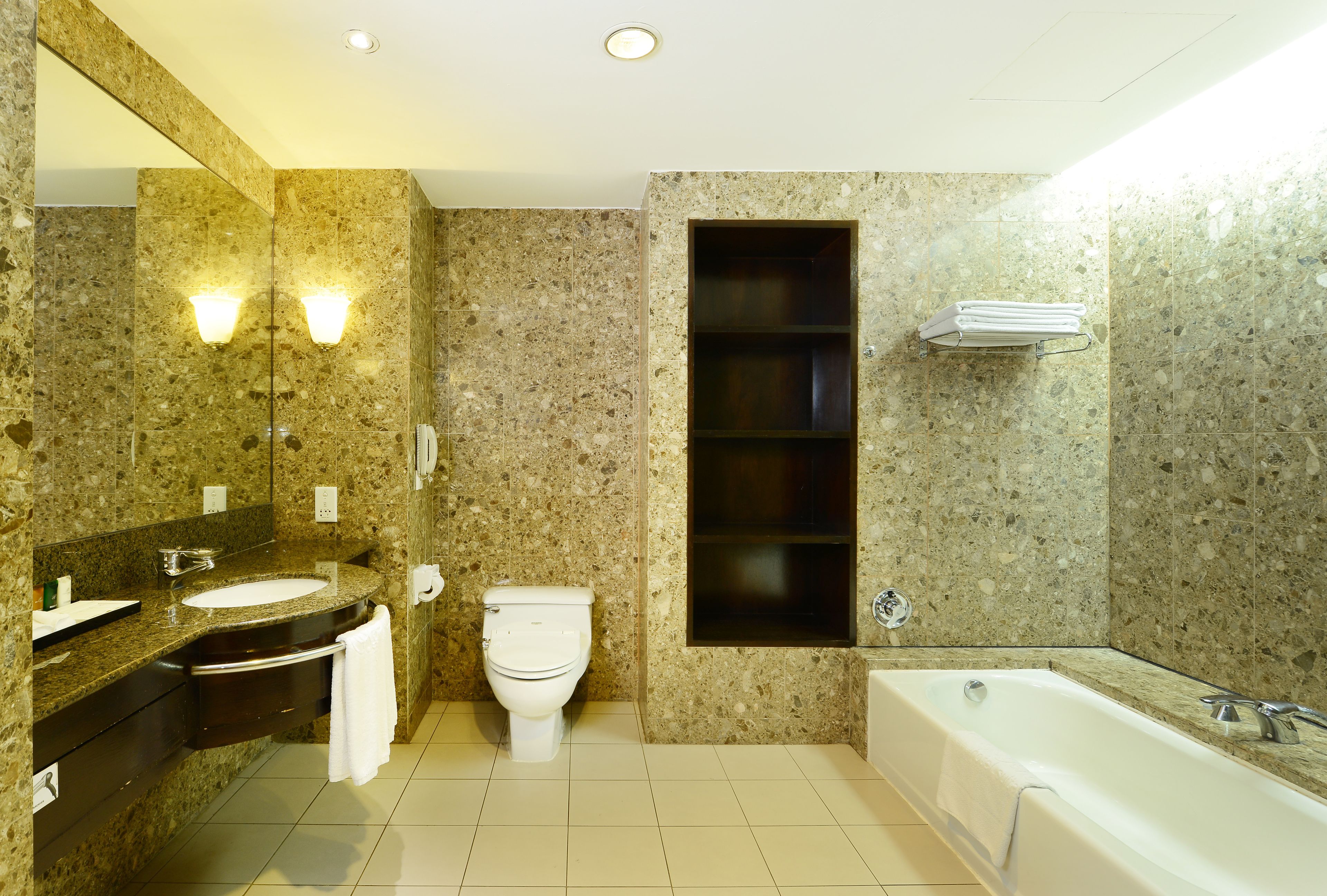 Foto - Pacific Regency Hotel Suites