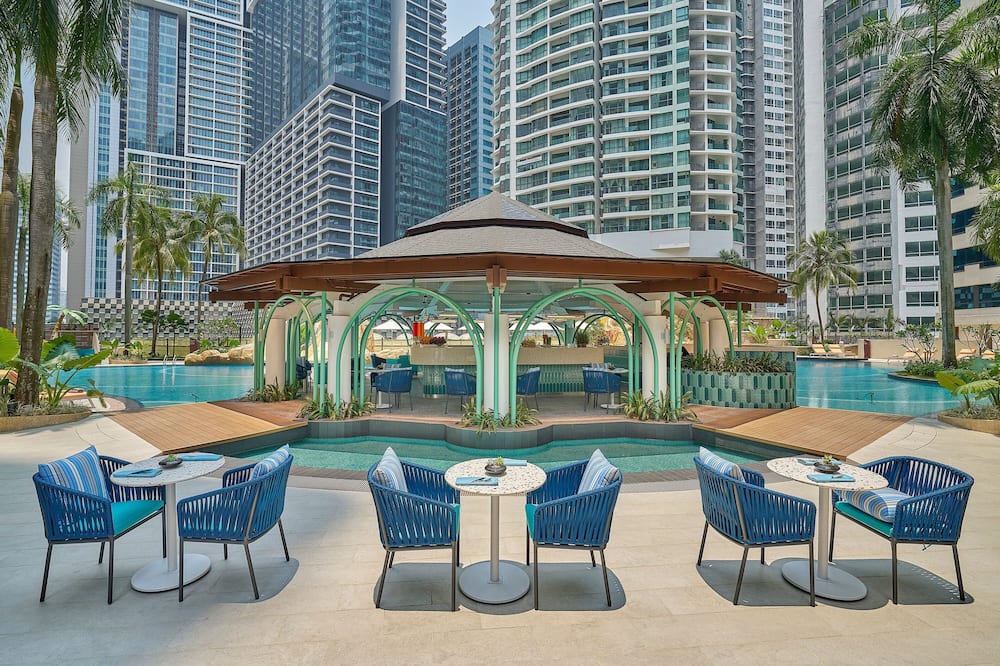 Renaissance Kuala Lumpur Hotel & Convention Centre