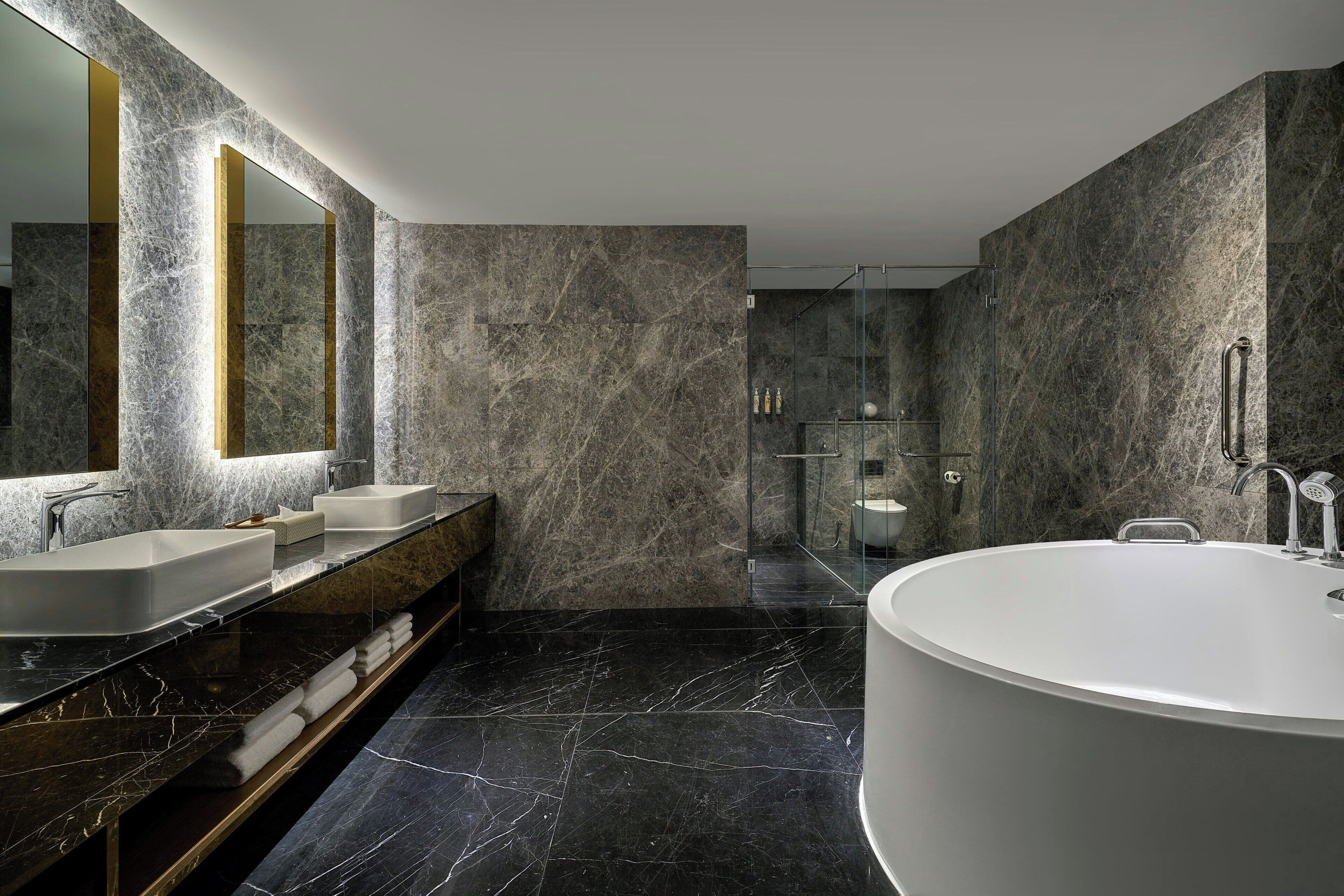 presidential suite, 2 bedrooms | bathroom | separate bathtub and shower, rainfall showerhead