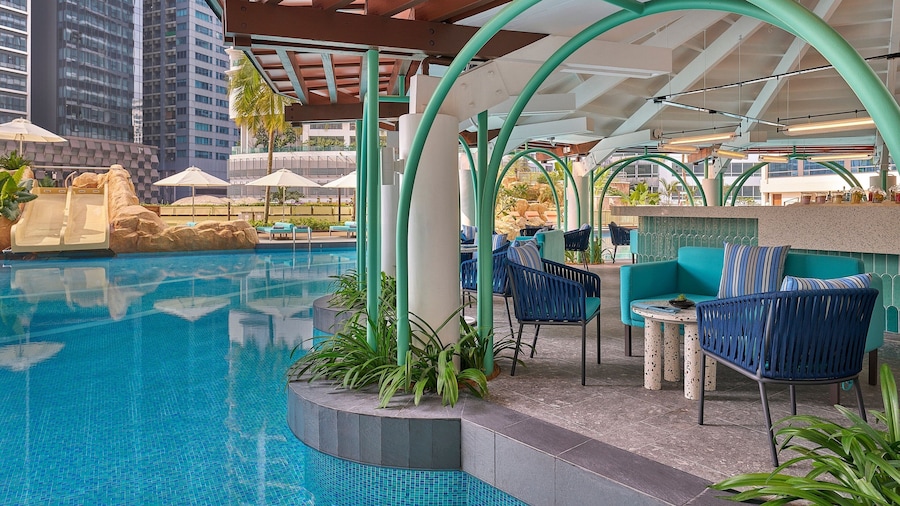 Renaissance Kuala Lumpur Hotel & Convention Centre