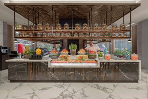 2 restaurants, breakfast, lunch served; local and international cuisine 