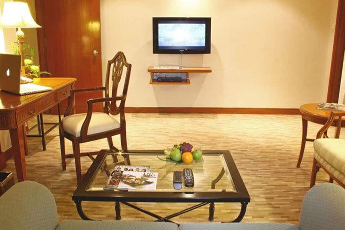 1 bedroom, premium bedding, down duvets, pillow-top beds