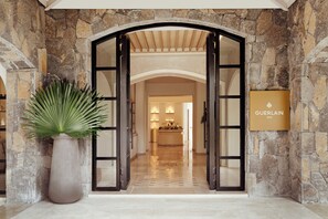 Couples treatment rooms, sauna, steam room, body treatments - One&Only Le Saint Géran (Belle Mare)