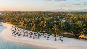 Vista para praia/oceano