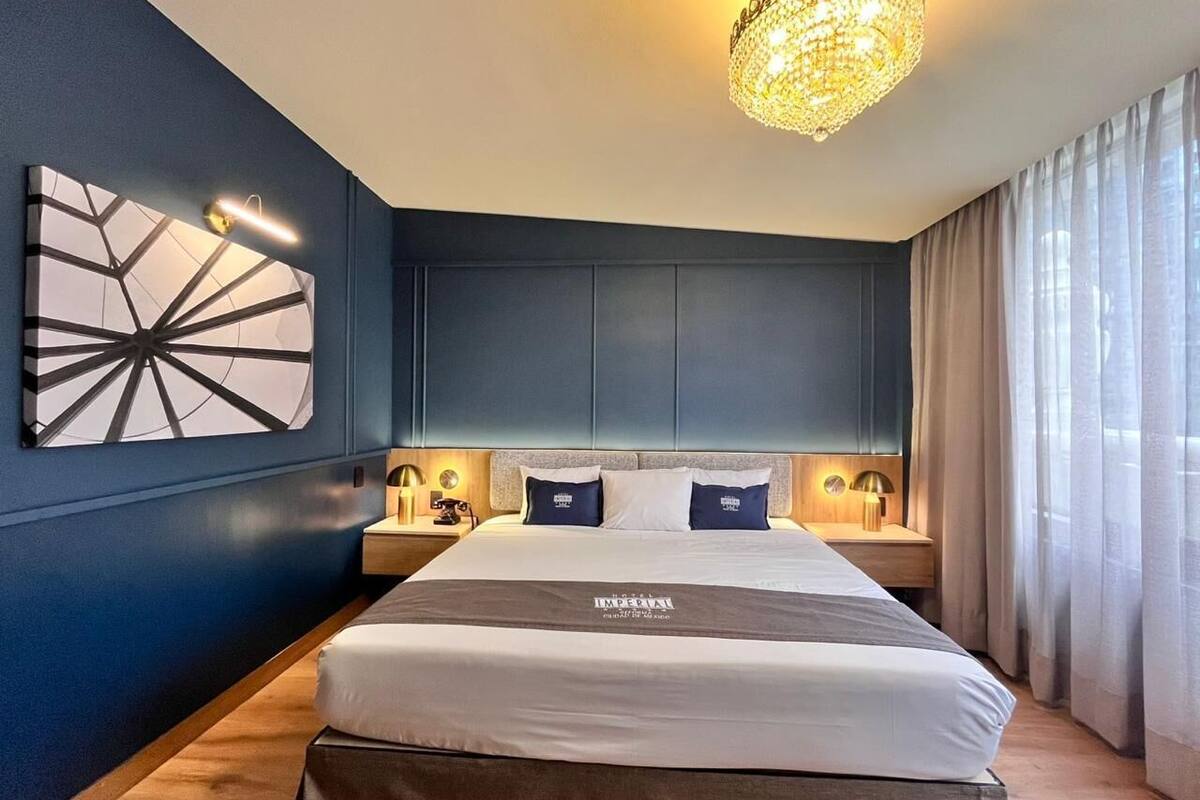 Luxury Double Room | 1 bedroom, premium bedding, pillow-top beds, in-room safe