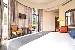 Studio Suite | Premium bedding, pillowtop beds, in-room safe, desk