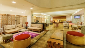 Bar (on property) - Camino Real Aeropuerto Mexico (Mexico City)