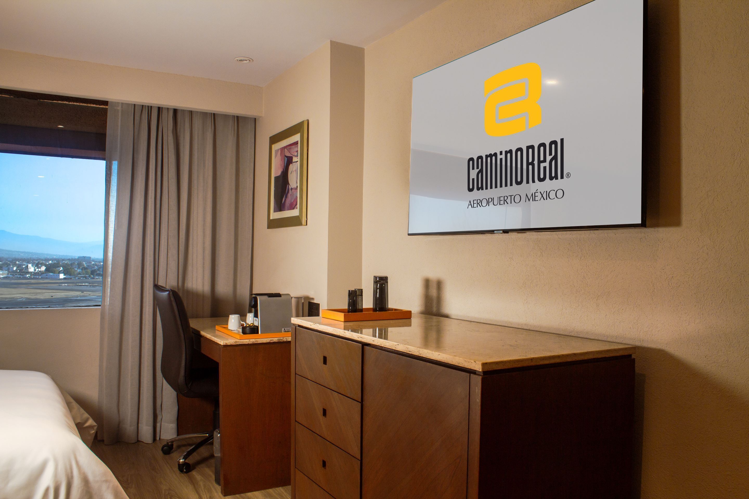 1 bedroom, premium bedding, in-room safe, desk