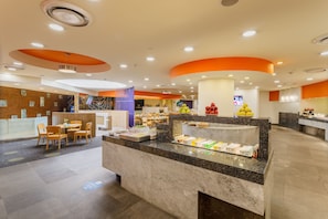 Daily buffet breakfast (USD 18.56 per person)