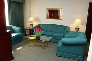 Junior Suite | Living area